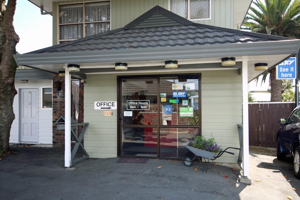 Midway Pacifica Lodge Lower Hutt Exterior foto